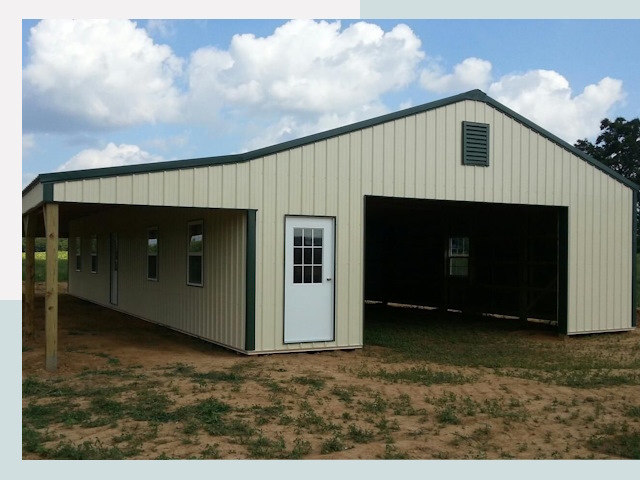 Строительство конюшен в Кизляре