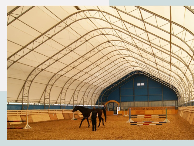 Строительство конных манежей в Кизляре