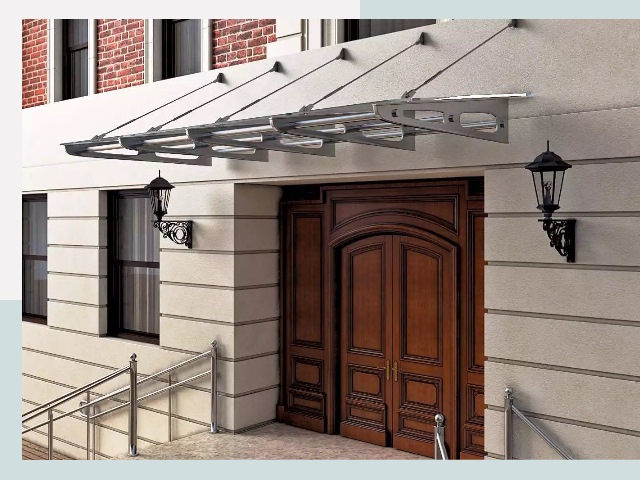 Металлические козырьки от 610 руб. в Кизляре